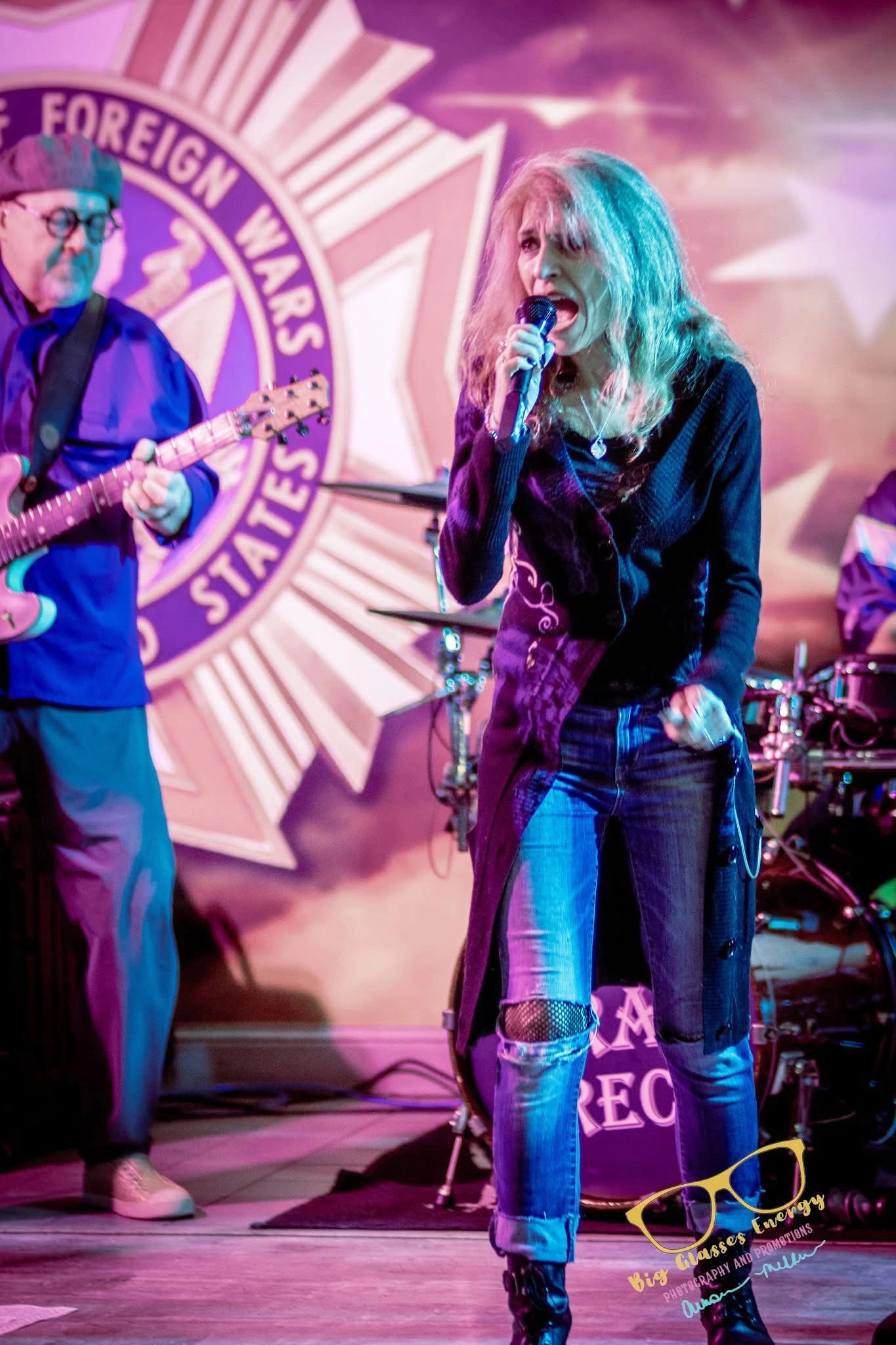 Flying Train Wreck live in Richfield 09